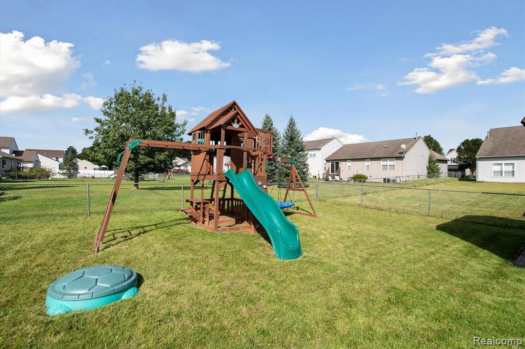 7141 Poplar Drive, Ypsilanti, MI 48197 — Photo 45