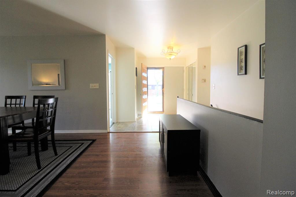 27158 CUMBERLAND, Southfield, MI 48033 — Photo 6
