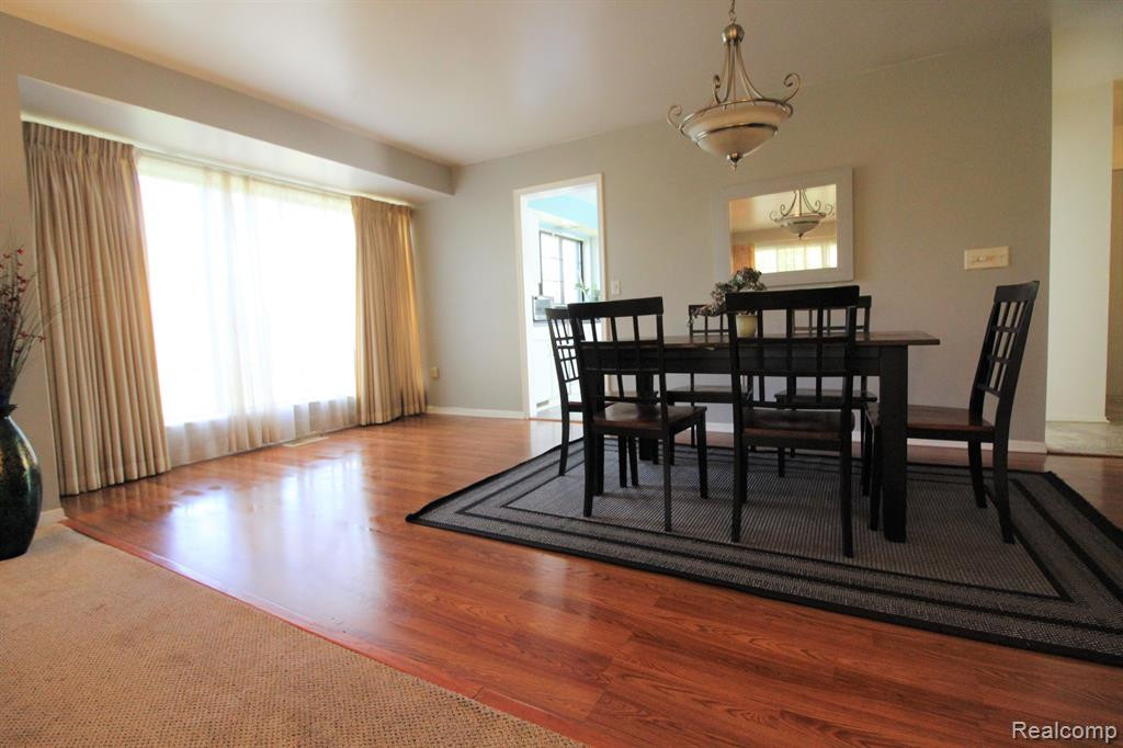 27158 CUMBERLAND, Southfield, MI 48033 — Photo 12