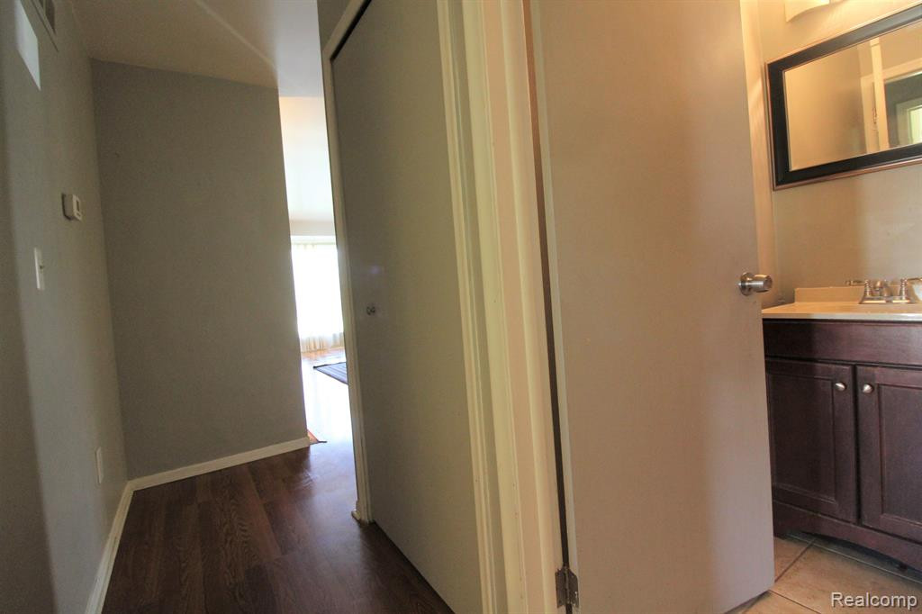 27158 CUMBERLAND, Southfield, MI 48033 — Photo 39