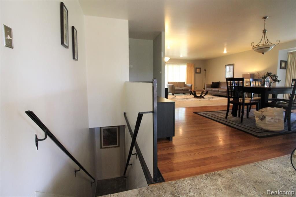 27158 CUMBERLAND, Southfield, MI 48033 — Photo 41