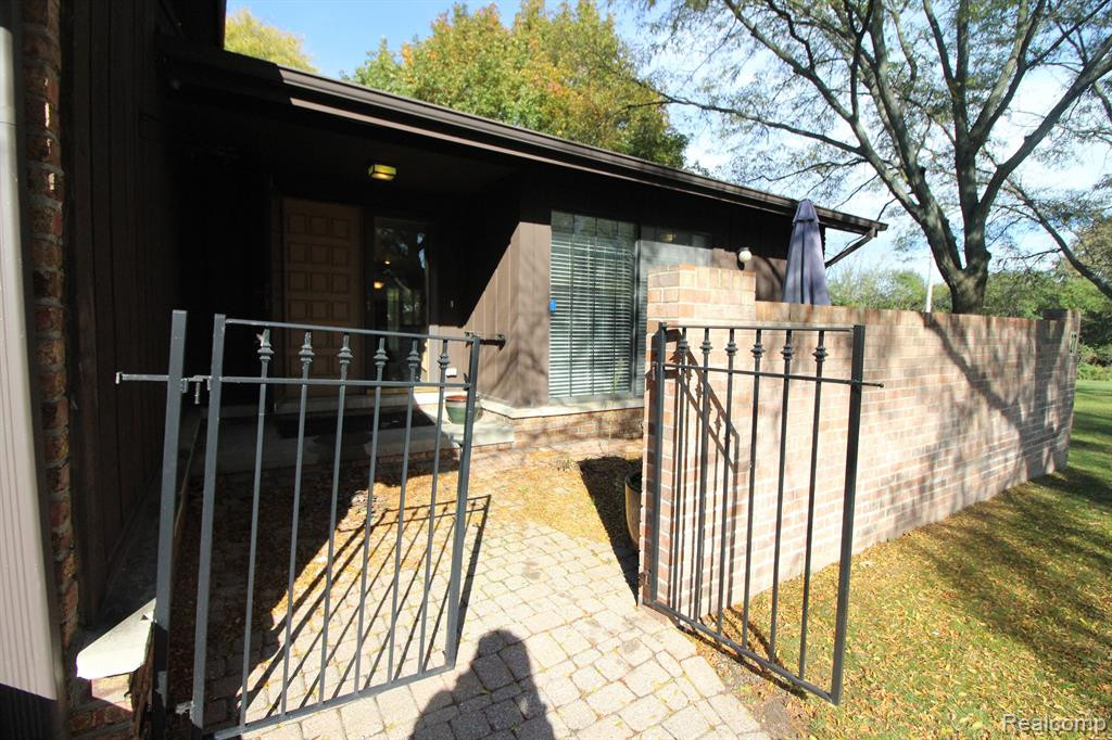 27158 CUMBERLAND, Southfield, MI 48033 — Photo 46