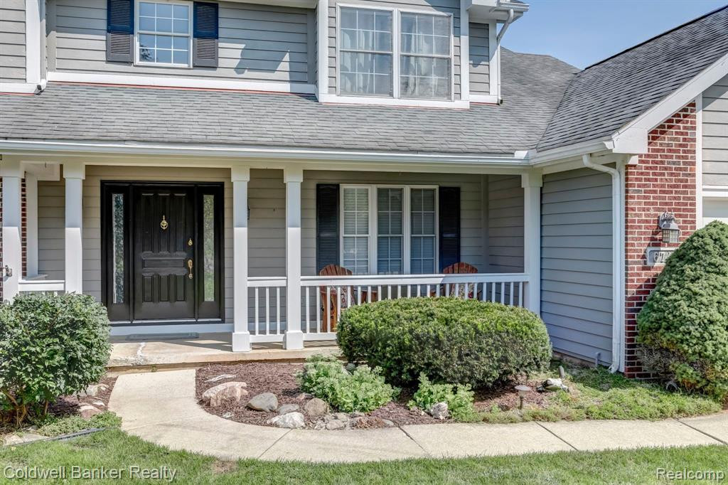 674 BANNOCK, Saline, MI 48176 — Photo 2