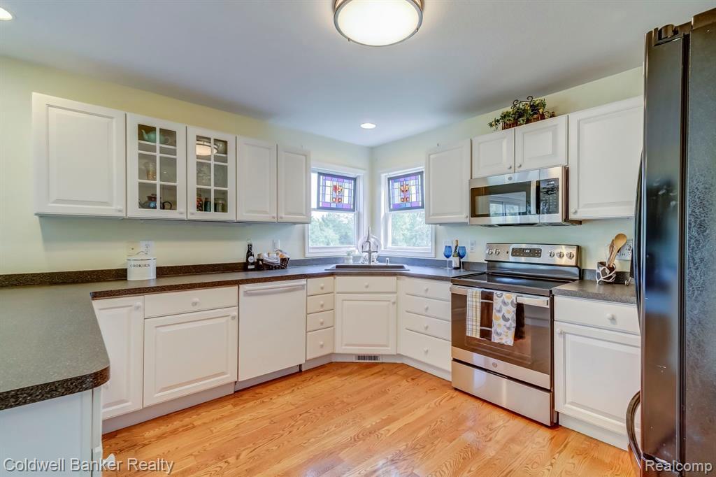 674 BANNOCK, Saline, MI 48176 — Photo 16