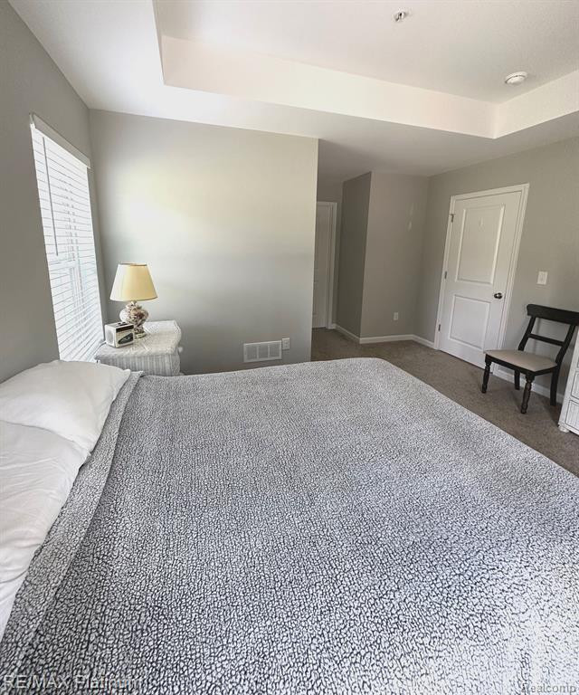 651 POINTE Drive, Walled Lake, MI 48390 — Photo 6