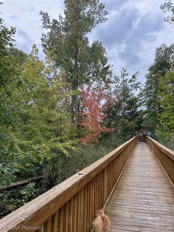 651 POINTE Drive, Walled Lake, MI 48390 — Photo 18