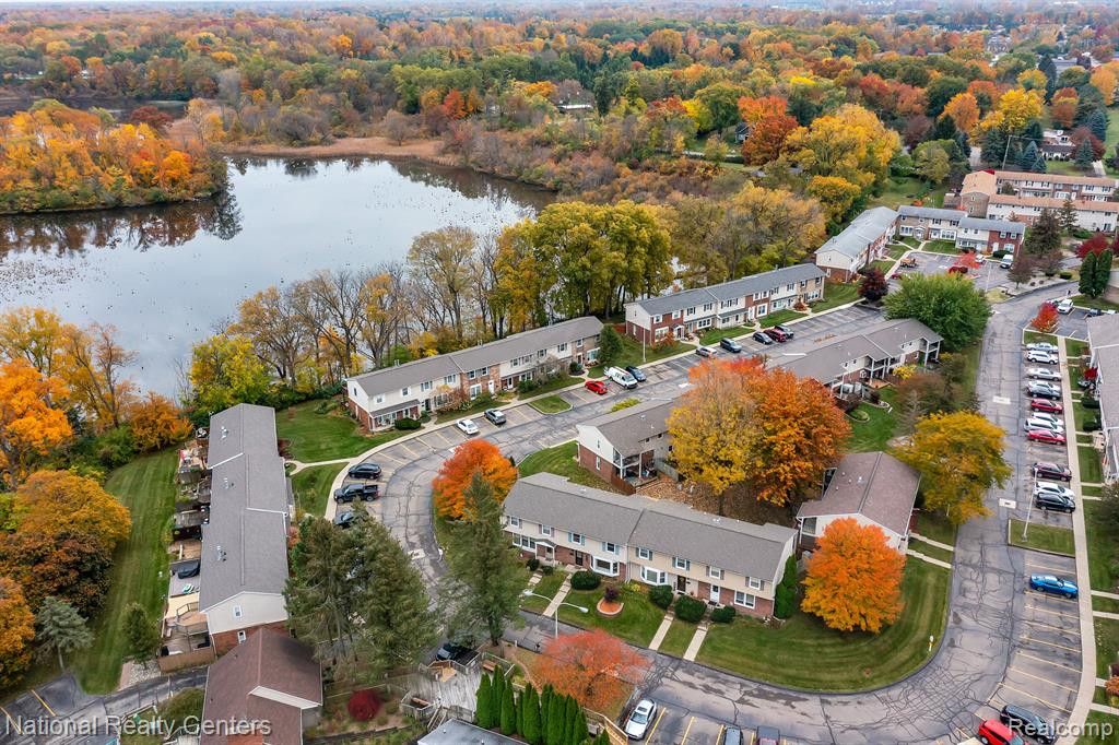 13184 Lake Point Boulevard, Belleville, MI 48111 — Photo 2