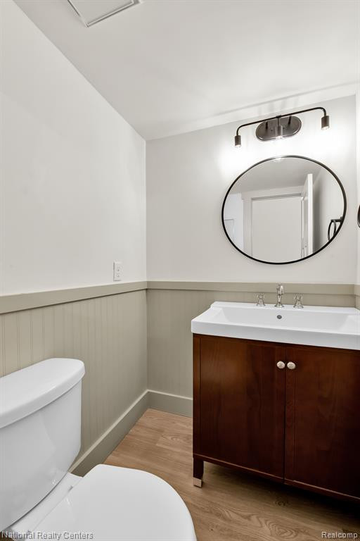 13184 Lake Point Boulevard, Belleville, MI 48111 — Photo 11