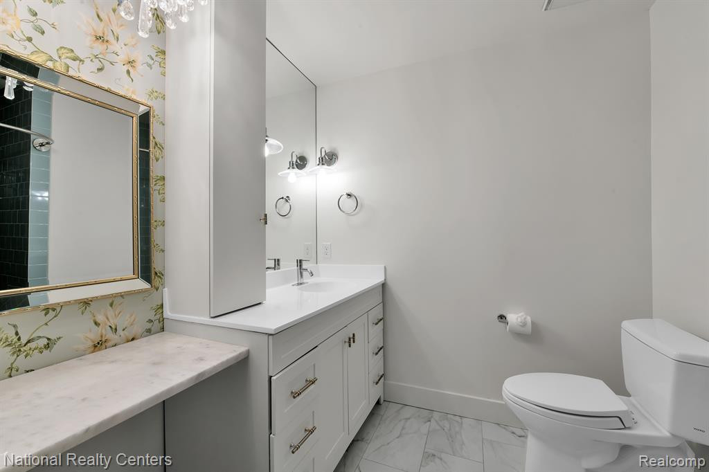 13184 Lake Point Boulevard, Belleville, MI 48111 — Photo 16