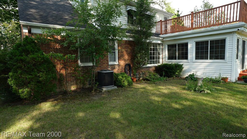 3 BOONE Lane, Dearborn, MI 48120 — Photo 8