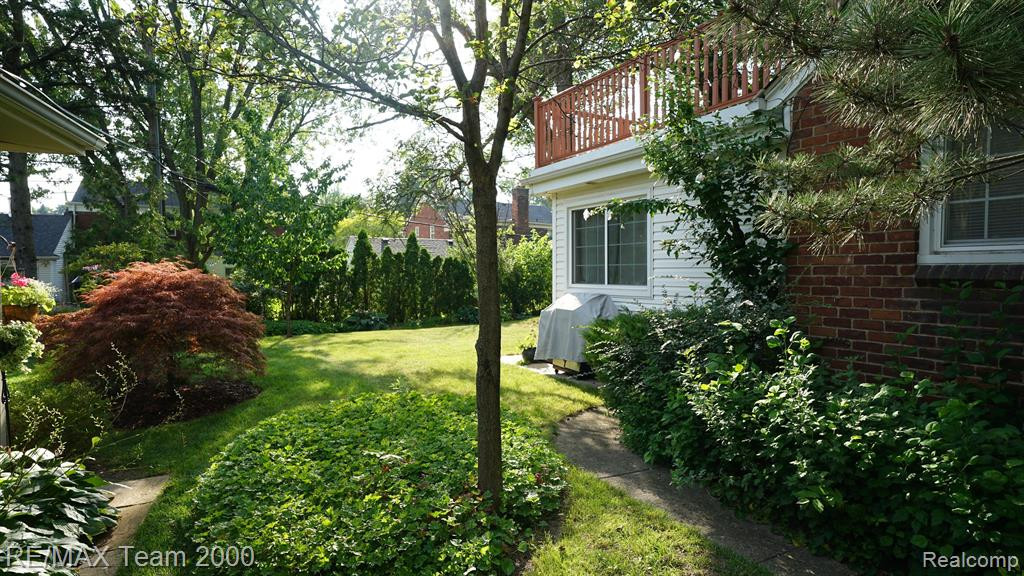 3 BOONE Lane, Dearborn, MI 48120 — Photo 12