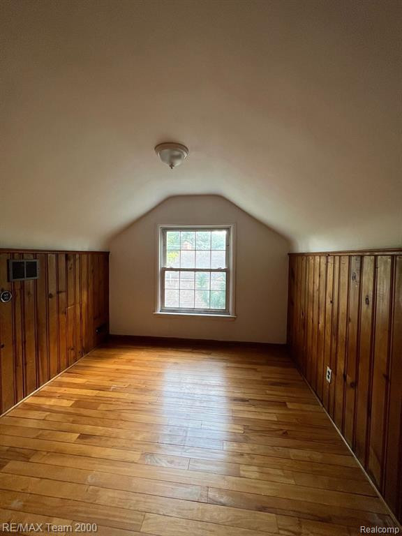 3 BOONE Lane, Dearborn, MI 48120 — Photo 44