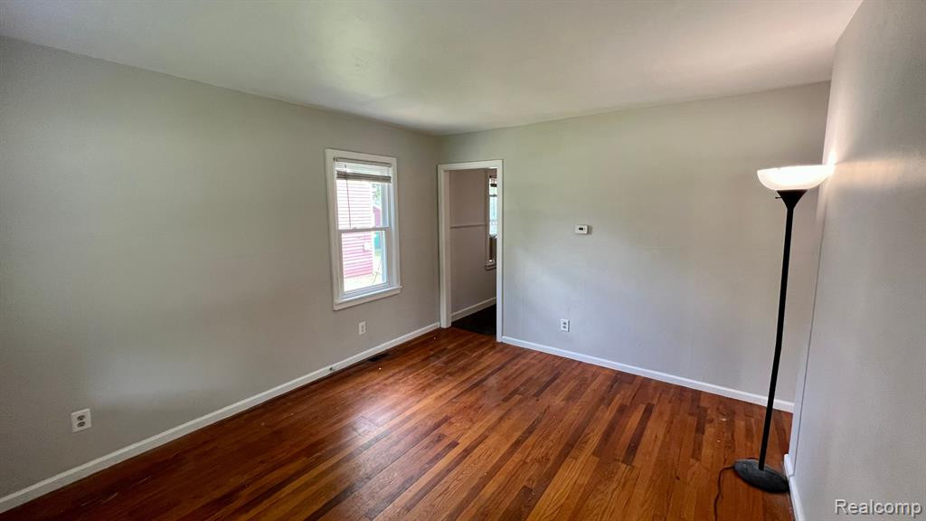 658 BAGLEY Avenue, Ypsilanti, MI 48198 — Photo 5