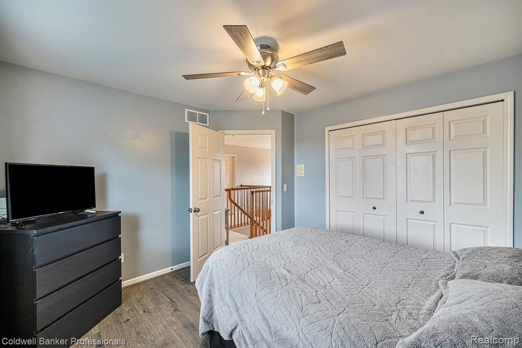 308 STONE GLEN Court, Saline, MI 48176 — Photo 30
