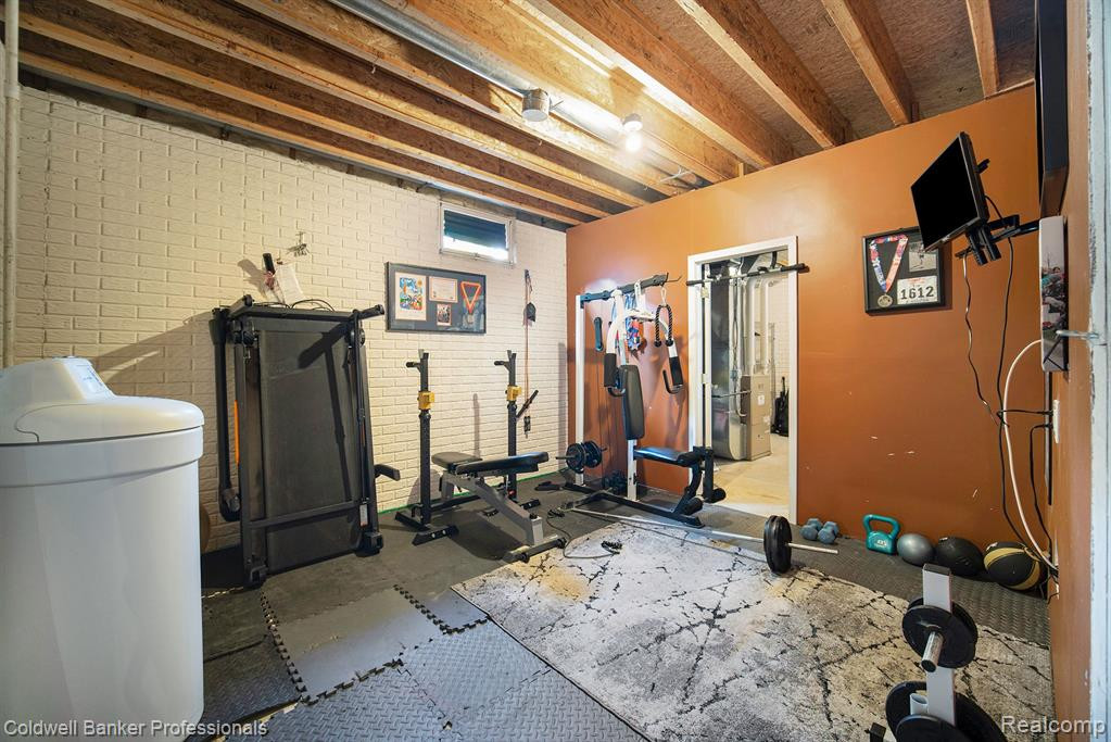 308 STONE GLEN Court, Saline, MI 48176 — Photo 35