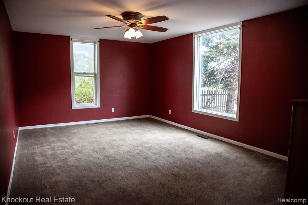 209 E 4TH Street, Clare, MI 48617 — Photo 18
