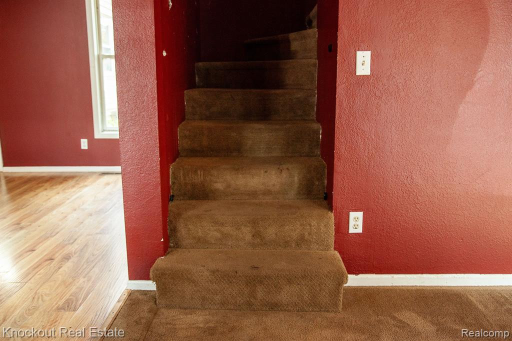 209 E 4TH Street, Clare, MI 48617 — Photo 22
