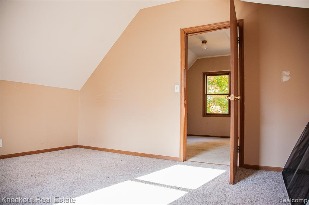 209 E 4TH Street, Clare, MI 48617 — Photo 32