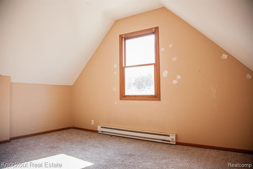 209 E 4TH Street, Clare, MI 48617 — Photo 33