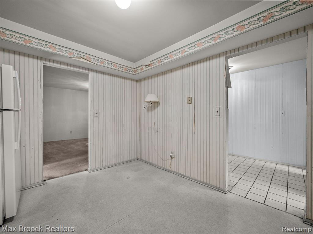29736 PINE RIDGE Circle, Farmington Hills, MI 48331 — Photo 16