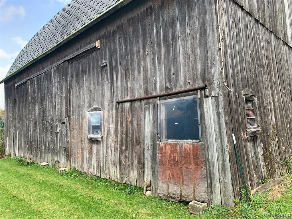 10365 EAST Road, Burt, MI 48417 — Photo 44