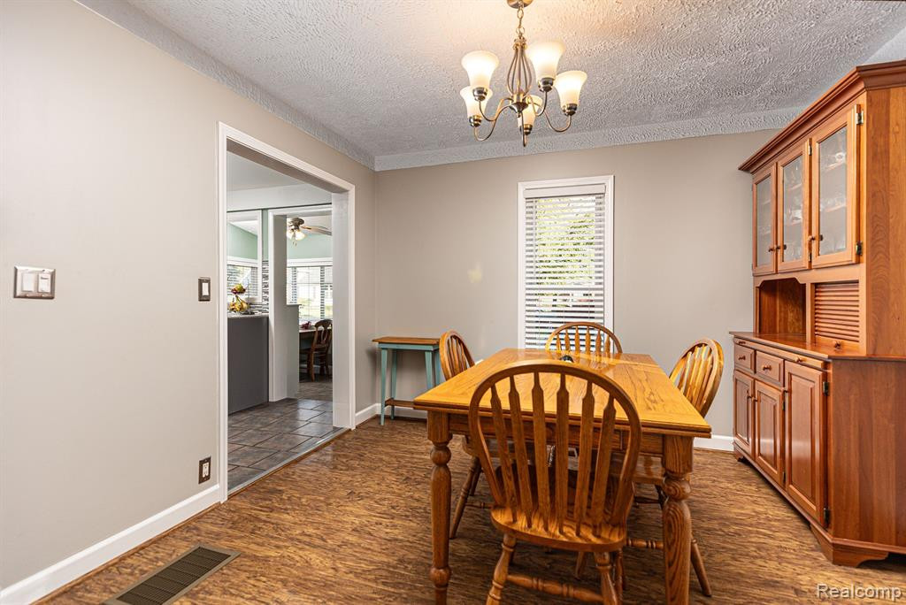 246 W FLINT Street, Lake Orion, MI 48362 — Photo 8