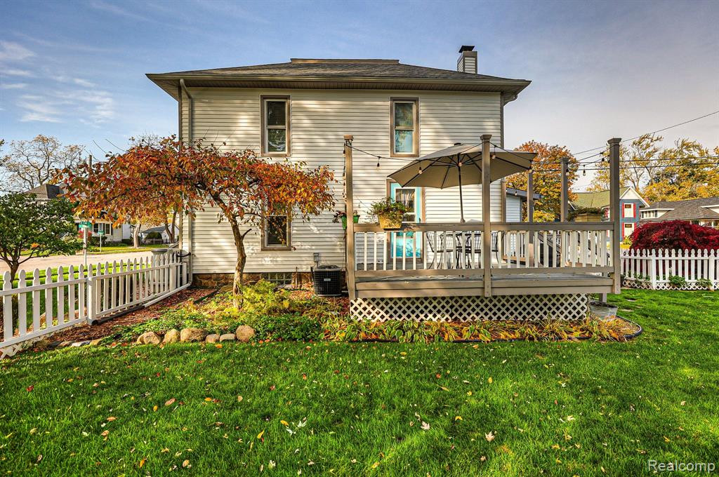 246 W FLINT Street, Lake Orion, MI 48362 — Photo 20