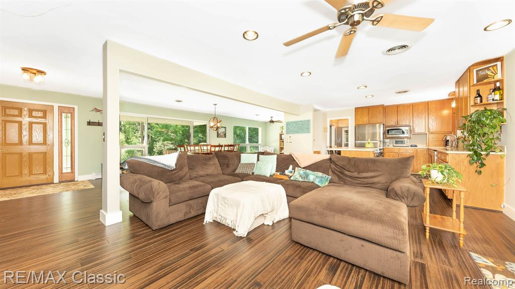 50917 MURRAY HILL Drive, Canton, MI 48187 — Photo 21