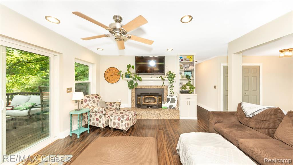 50917 MURRAY HILL Drive, Canton, MI 48187 — Photo 22