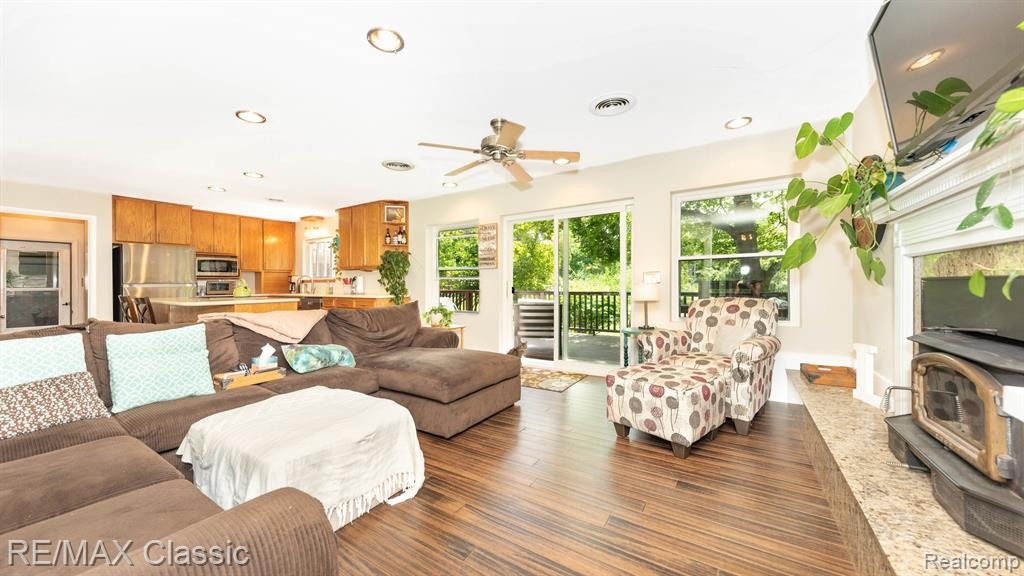 50917 MURRAY HILL Drive, Canton, MI 48187 — Photo 23