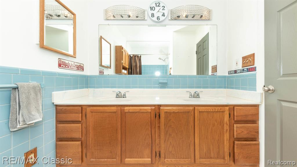 50917 MURRAY HILL Drive, Canton, MI 48187 — Photo 33
