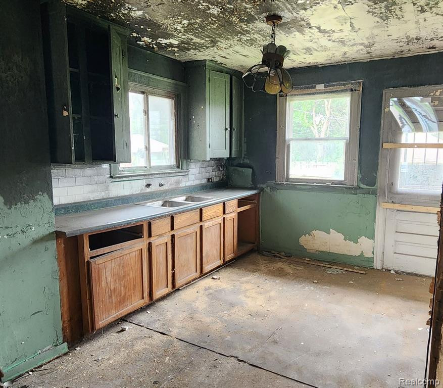 7516 DOBEL Street, Detroit, MI 48234 — Photo 5