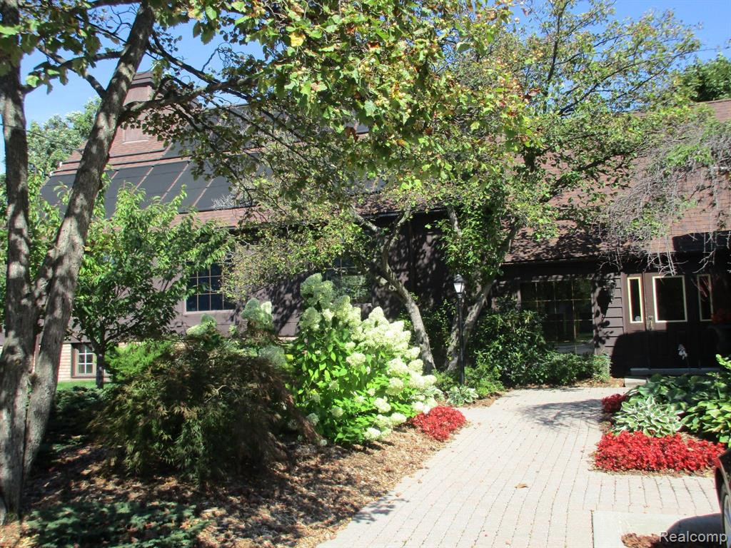 1924 TORQUAY Avenue, Royal Oak, MI 48073 — Photo 61
