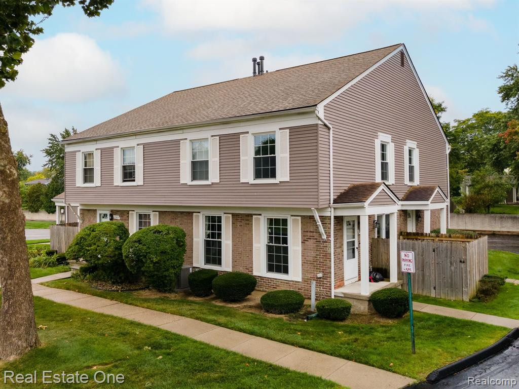 23675 STONEHENGE Boulevard, Novi, MI — front exterior