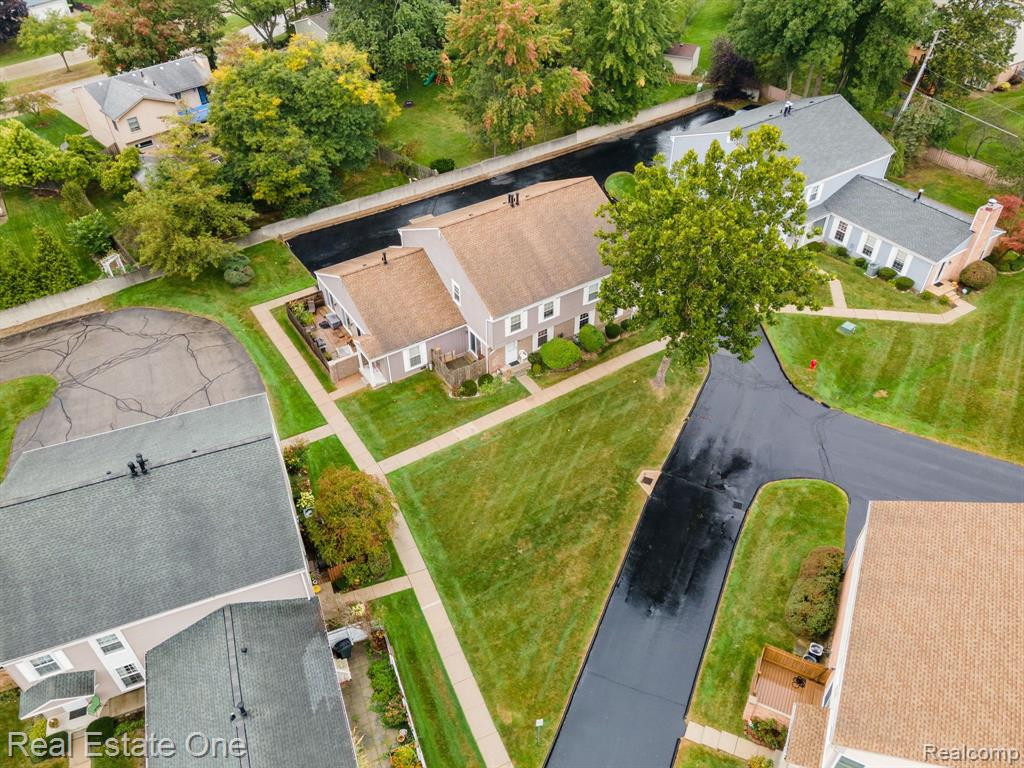 23675 STONEHENGE Boulevard, Novi, MI — Photo 3
