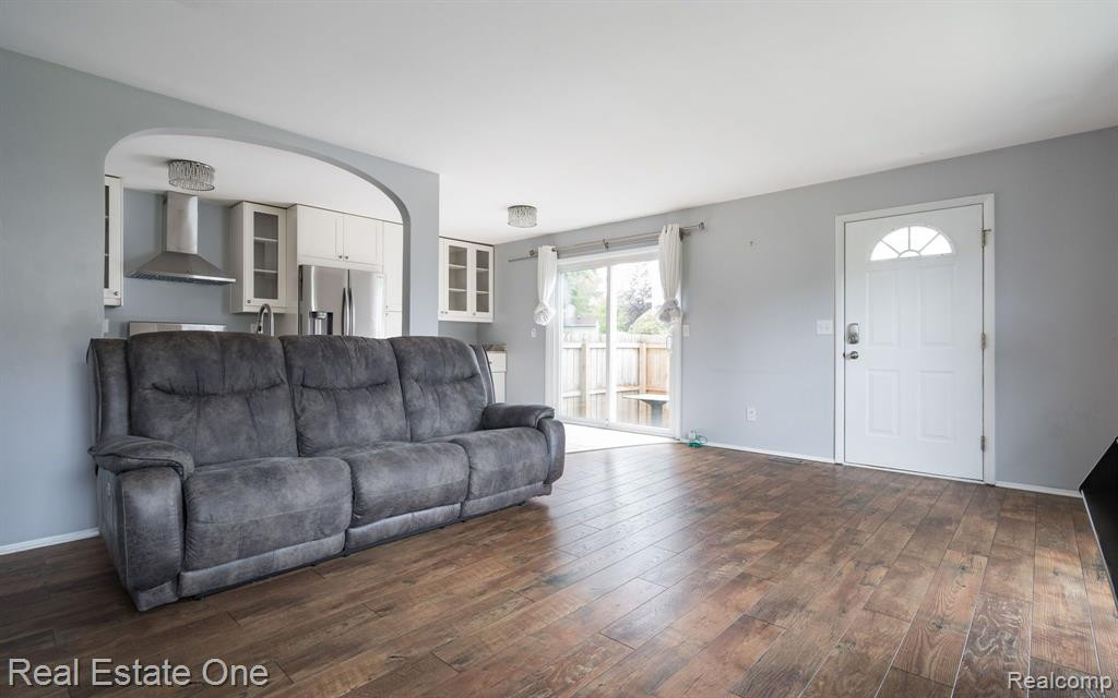 23675 STONEHENGE Boulevard, Novi, MI — Photo 7