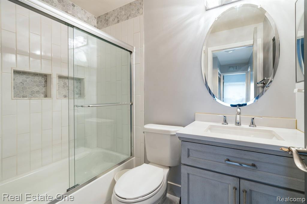 23675 STONEHENGE Boulevard, Novi, MI — Photo 17
