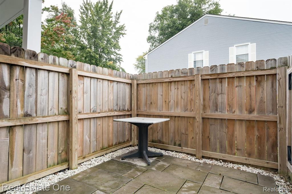 23675 STONEHENGE Boulevard, Novi, MI — Photo 20