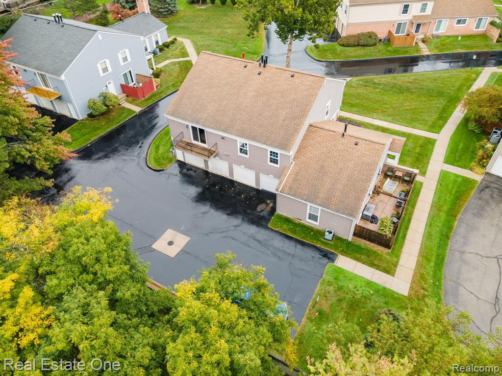 23675 STONEHENGE Boulevard, Novi, MI — Photo 26
