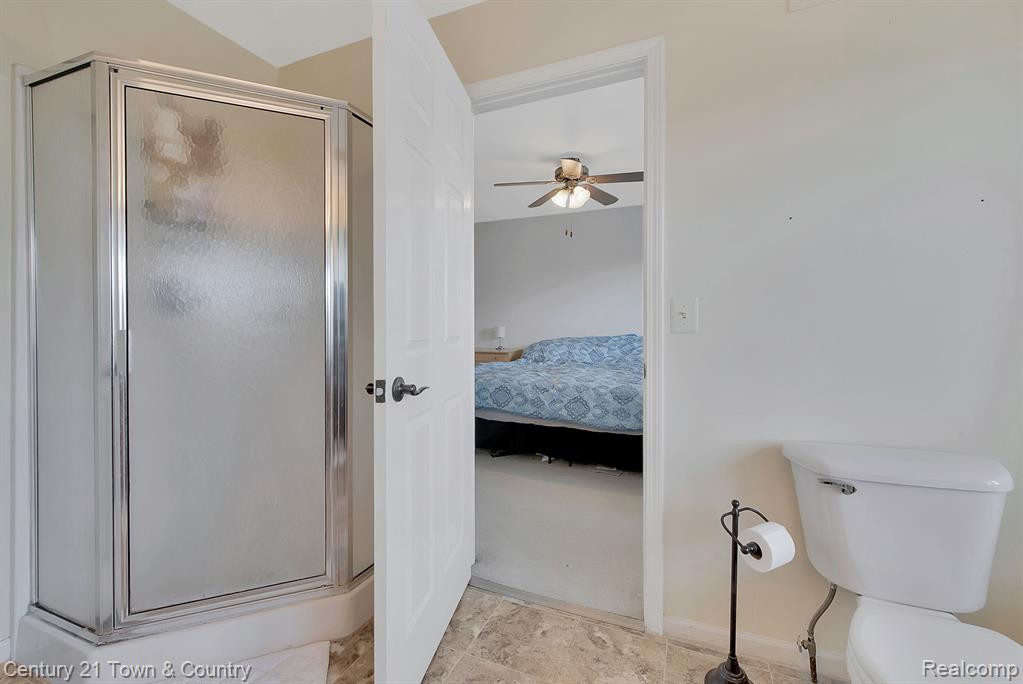 4231 HUNTERS Circle W, Canton, MI 48188 — Photo 15