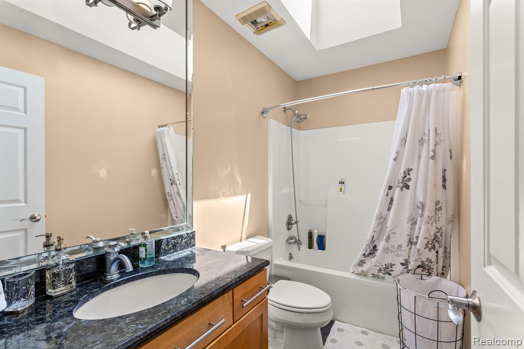 7764 PIETRASIUK, Ypsilanti, MI 48197 — Photo 33