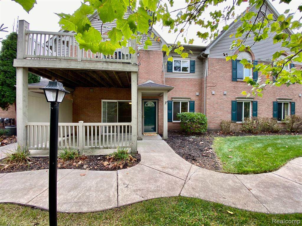 432 Marigold Circle, 67, Westland, MI — front exterior
