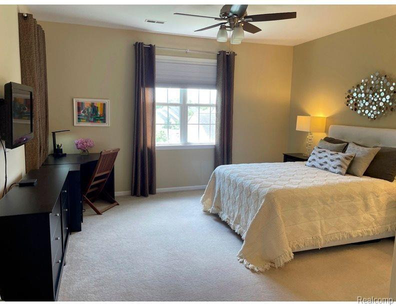 2932 N KNIGHTSBRIDGE Circle, Ann Arbor, MI 48105 — Photo 15