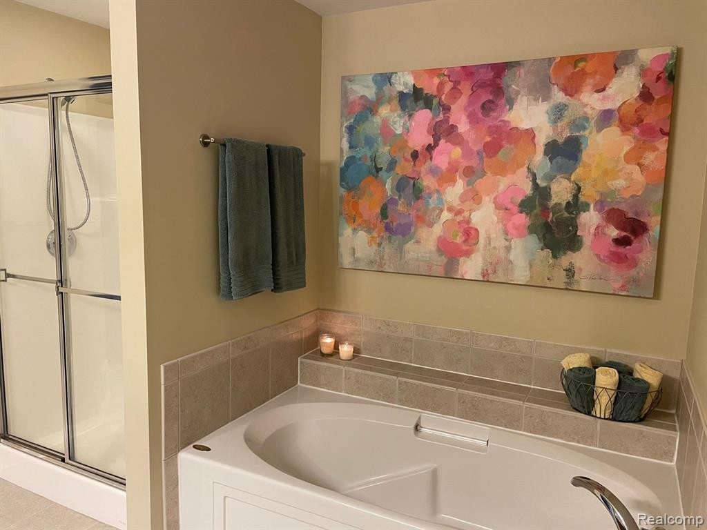2932 N KNIGHTSBRIDGE Circle, Ann Arbor, MI 48105 — Photo 21