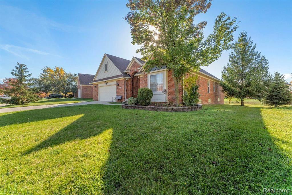 9110 CELESTINE Drive, Belleville, MI 48111 — Photo 3