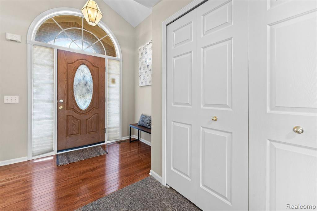 9110 CELESTINE Drive, Belleville, MI 48111 — Photo 4