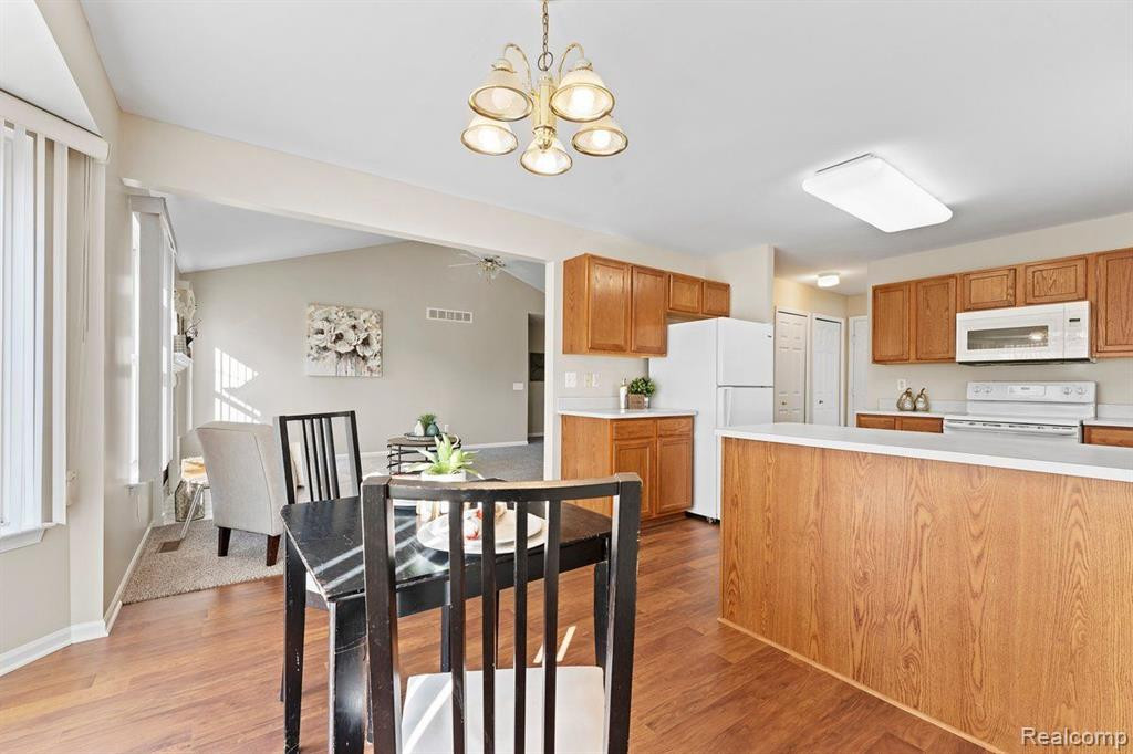 9110 CELESTINE Drive, Belleville, MI 48111 — Photo 12