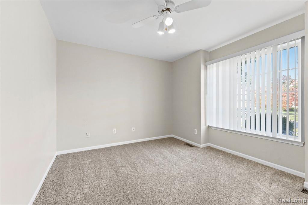 9110 CELESTINE Drive, Belleville, MI 48111 — Photo 16