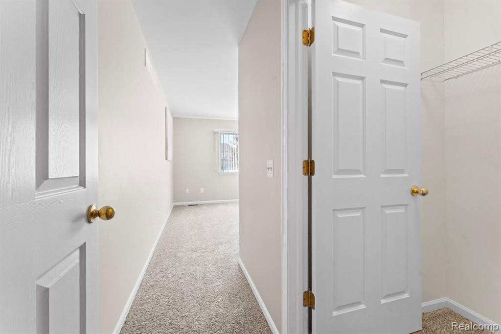 9110 CELESTINE Drive, Belleville, MI 48111 — Photo 20