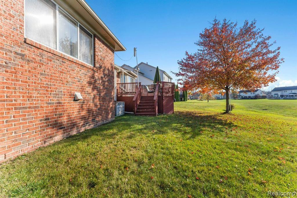 9110 CELESTINE Drive, Belleville, MI 48111 — Photo 30